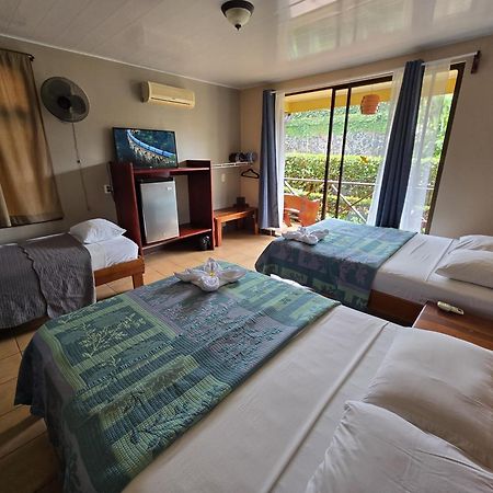 Hotel Iris Arenal La Fortuna Esterno foto